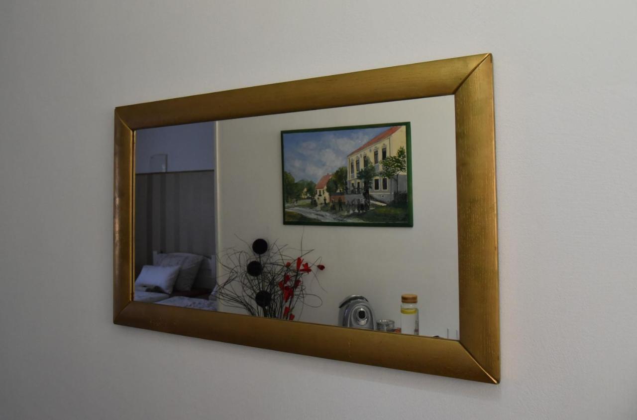 Rooms Bobic Licko Petrovo Selo エクステリア 写真
